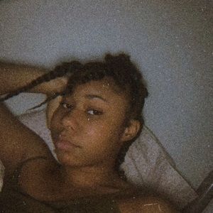 Meet your Posher, 𝓛𝓸𝓻𝓲𝓪𝓷𝓷